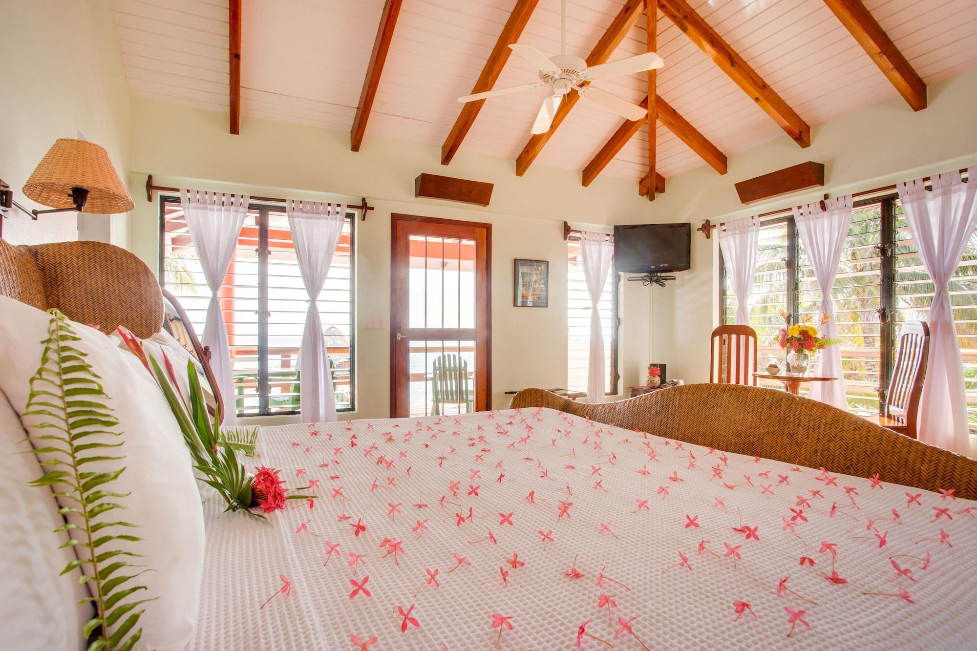 Robert'S Grove Beach Resort Placencia Exterior foto
