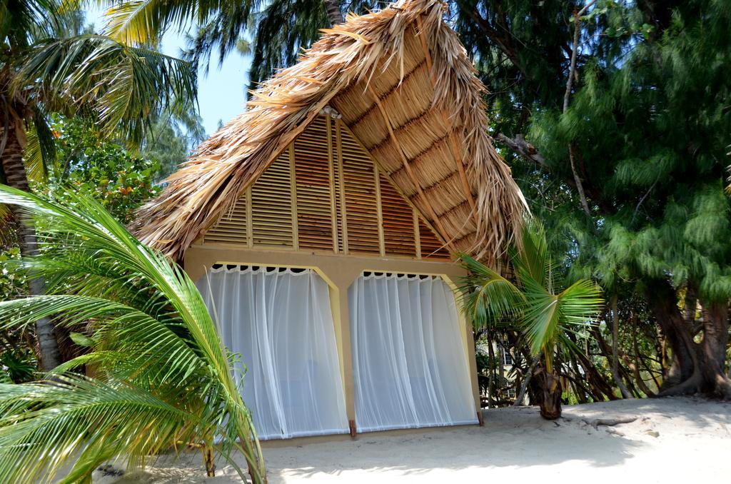 Robert'S Grove Beach Resort Placencia Exterior foto